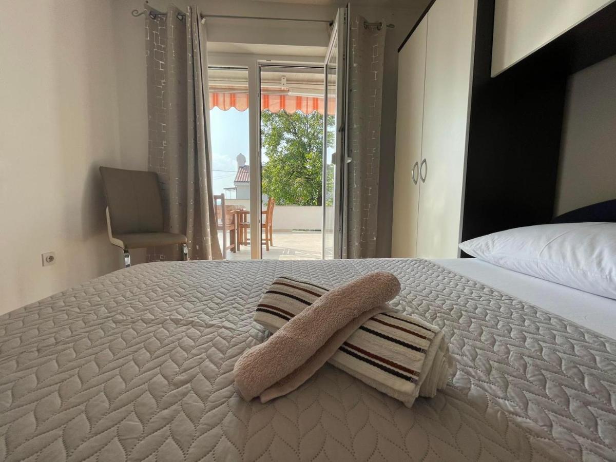 Apartman Renata Crikvenica Zewnętrze zdjęcie